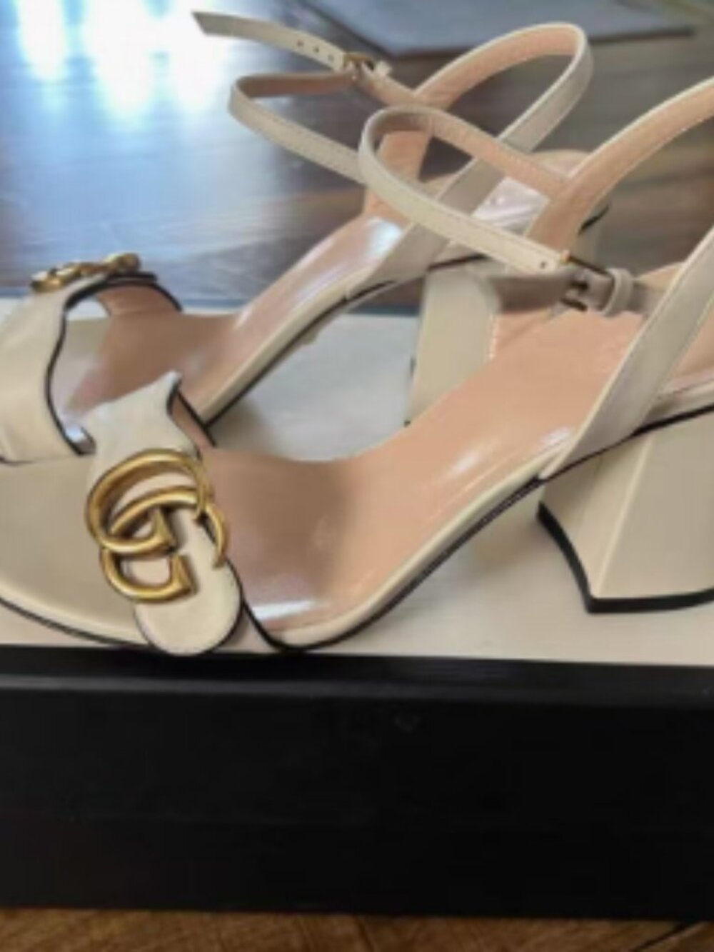 Gucci White Leather GG Logo Block-Heel Sandals - Picture 6 of 7